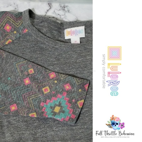 LuLaRoe Tops - 5/$25 LuLaRoe Randy Raglan Gray Aztec Tee Women M